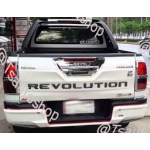 แผ่นปิดกันรอยท้าย REVOLUTION  สีขาว สามารถสั่งทำสีได้ตามที่ต้องการ (มัดจำ500บาท Revo 2015 ไฮลัค รีโว้ 2015